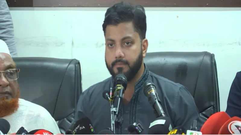 প্রতিমন্ত্রীর পদ থেকে পদত্যাগ করলেন ইশরাক হোসেন