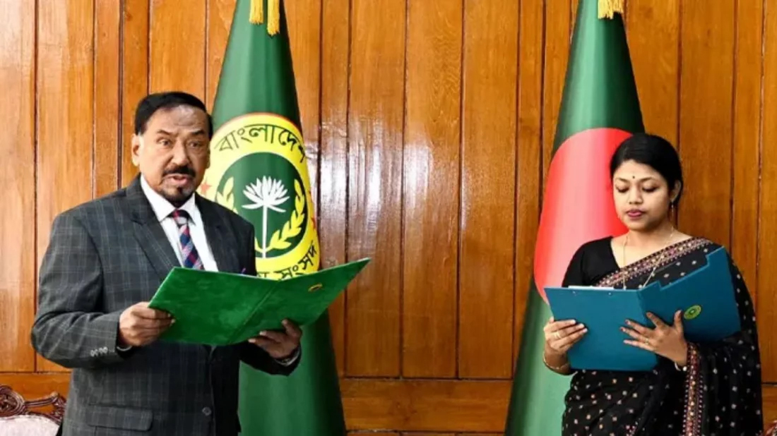 সংরক্ষিত নারী আসনে শপথ নিলেন এনসিপির নুসরাত তাবাসসুম