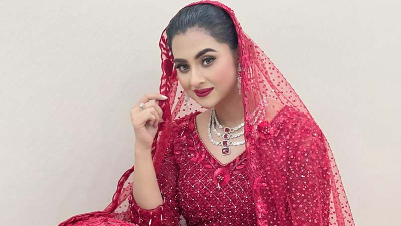 ফের মা হলেন চিত্রনায়িকা বুবলী